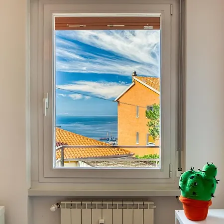 Apartment Uptown Cosy Flat With Sea View Trieste